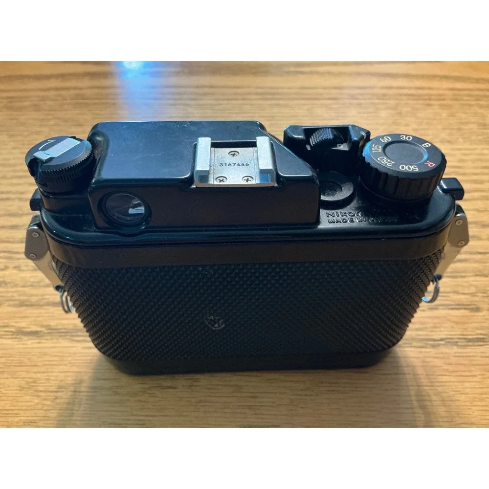 Nikon Nikonos III 35mm Underwater Film Camera with Nikkor 35mm f2.5 Lens Black